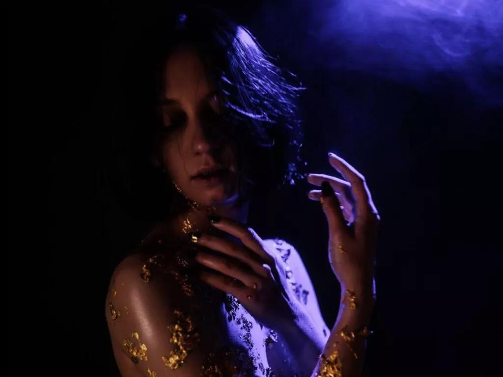 EmmaDarkly on LiveJasmin
