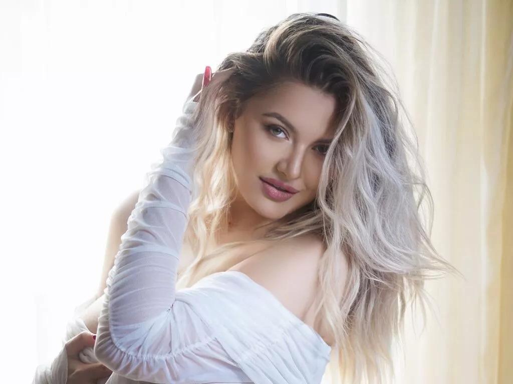 EvaBonnie on LiveJasmin
