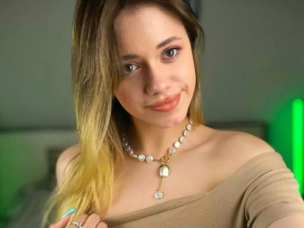JasminneMillerr on LiveJasmin