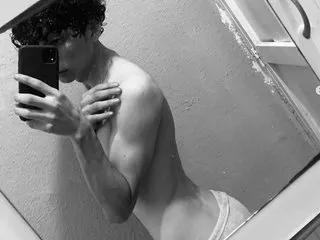 Darkknightx19 on Streamate