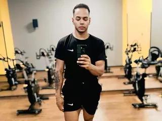 hugeblackcockk on Streamate