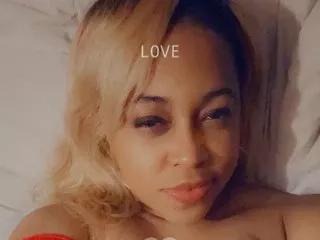 SweetRedPeach on Streamate