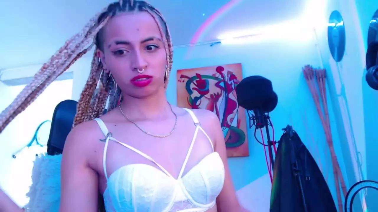 Agathasnake on Streamray 