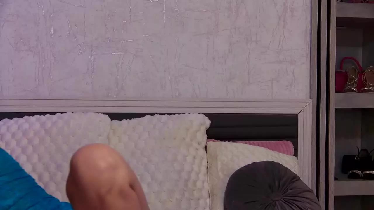AriannaVoss on Streamray 