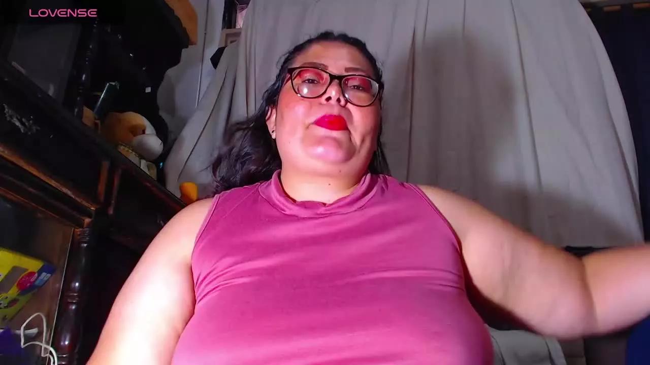 ashelymalefica1 on Streamray