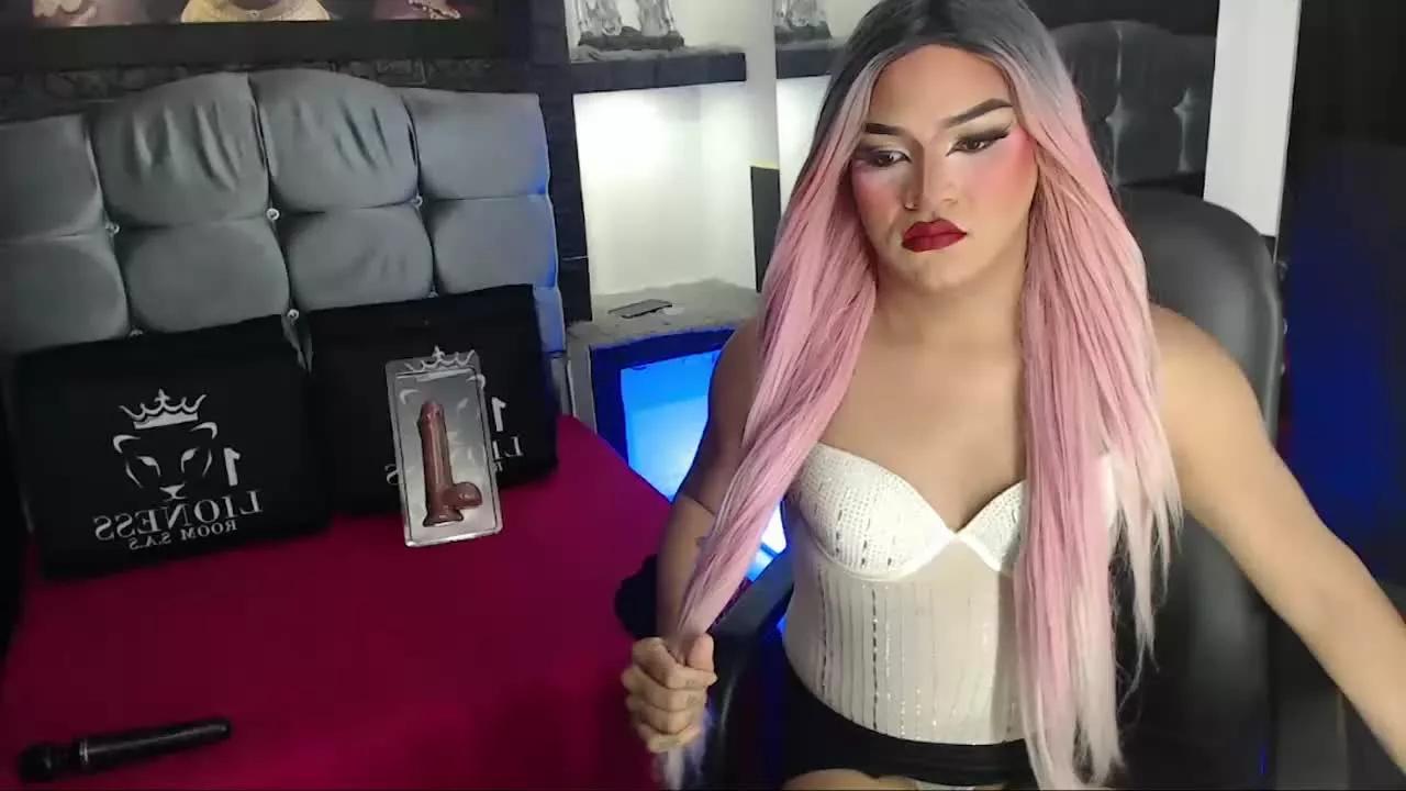 dulce_gaby95TS on Streamray