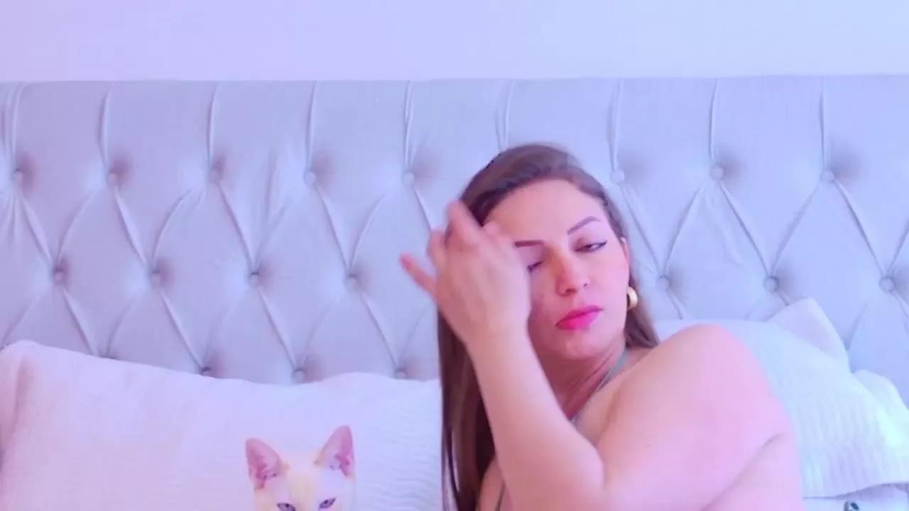 EmmaaBennett on Streamray 