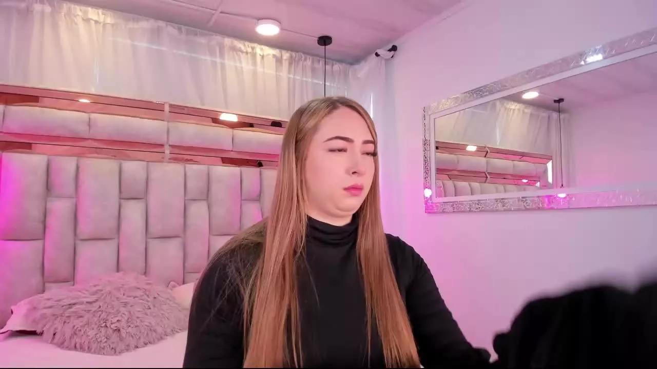 Katalina_Evans on Streamray 
