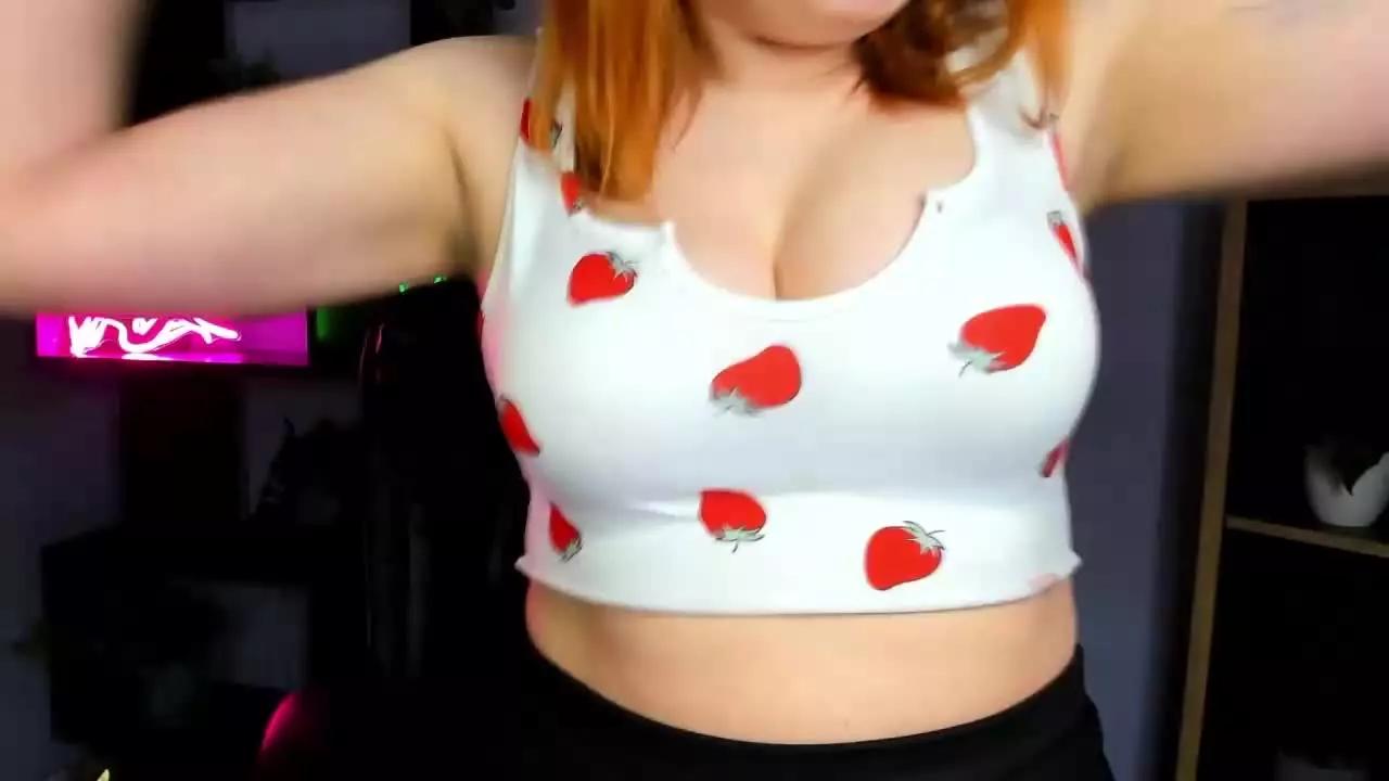 laylaGold on Streamray 