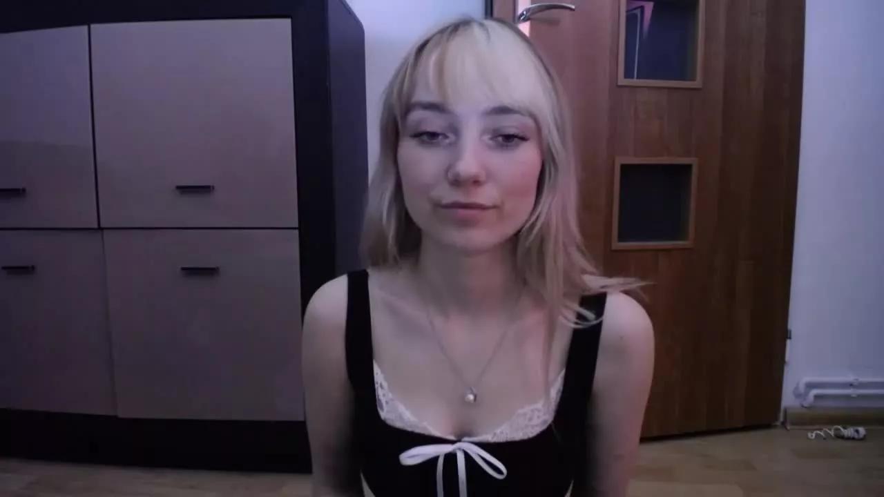LuciaGorgeous on Streamray