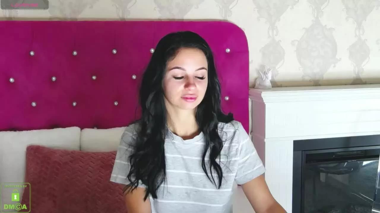 MaddySpearss on Streamray 