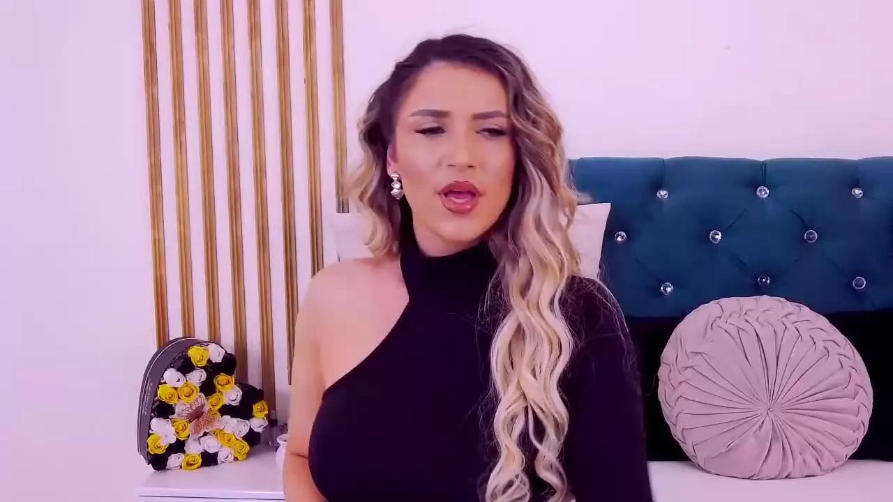 TiffanyAddams on Streamray 