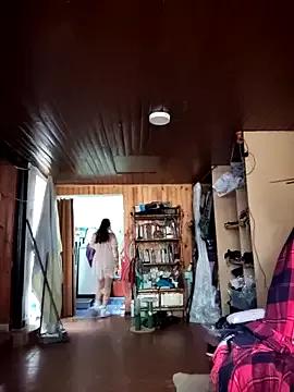 _Laary_Lily on StripChat 