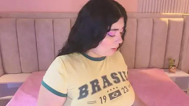 AgathaLynx on StripChat 