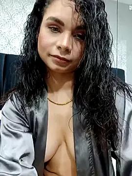 AgathaMendoza on StripChat 