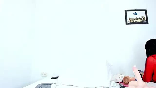 AgathaPember on StripChat 