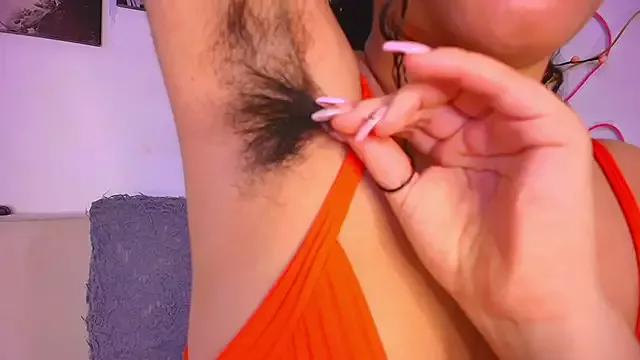 Aillyn_Moonlight on StripChat 