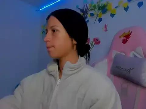 alana_collinss on StripChat 
