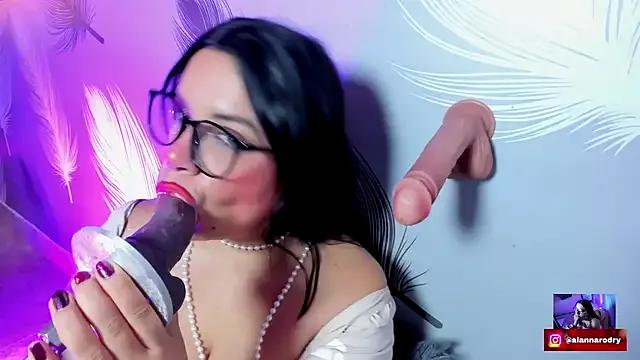 Alanna-sloppy on StripChat