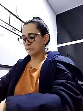 Alanna_11 on StripChat 