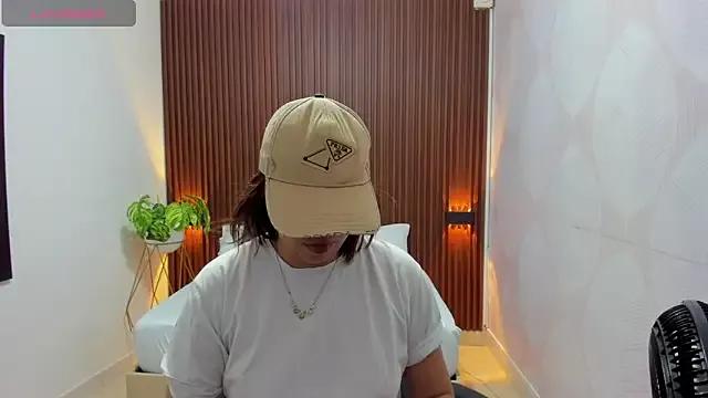 alma_fenix on StripChat 