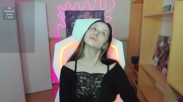AmamiDark on StripChat 