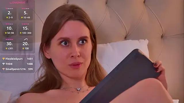 AmandaPirs on StripChat 