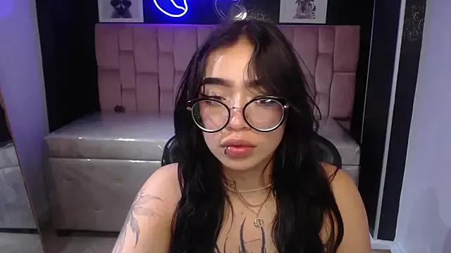 Anni_acker_b on StripChat 