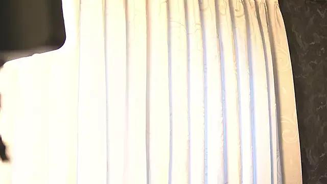 Ariaa_Isabell on StripChat 