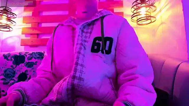 ArianaSantana on StripChat 