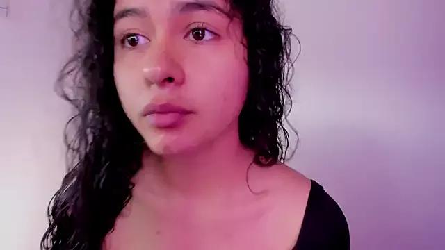 Arianna_Jannes on StripChat 