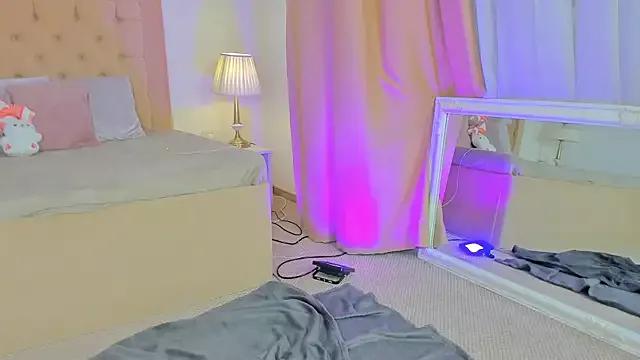 AriaPitts on StripChat 