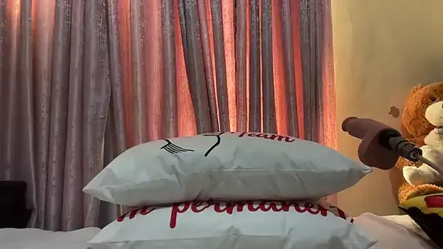 Freechat AudreySpanksFuck- on StripChat