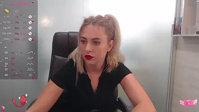 AvaBlue_ on StripChat 