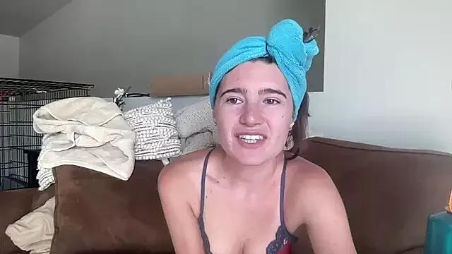 bambifarrina on StripChat 