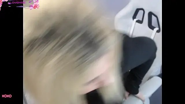 BellaStar84 on StripChat 