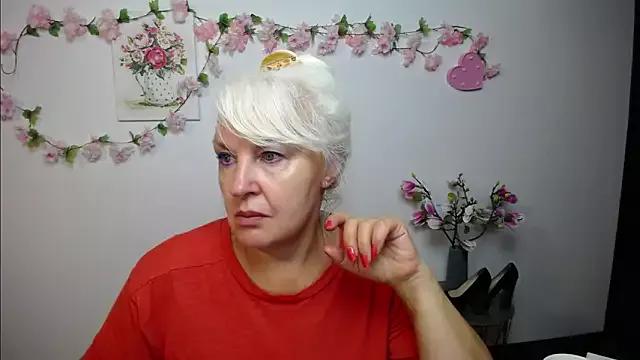 Freechat BlondyLeeBest on StripChat