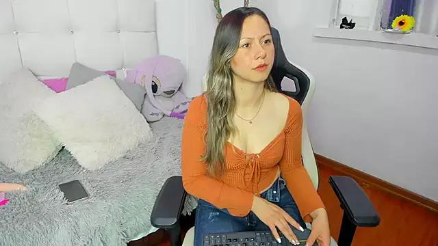 Freechat Carrie_hall on StripChat