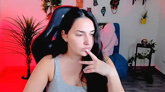 CeceliaJohnson on StripChat 