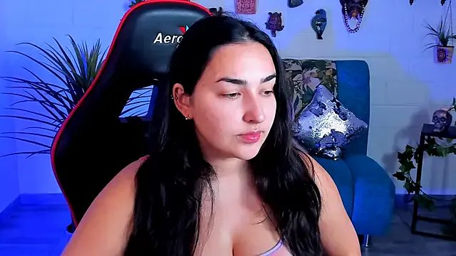 CeceliaJohnson on StripChat 