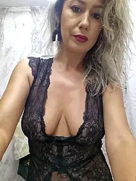 Freechat CelynaRoss on StripChat