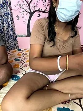 Couplejyoti01 on StripChat