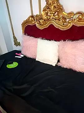 Private Cristal_Bons on StripChat