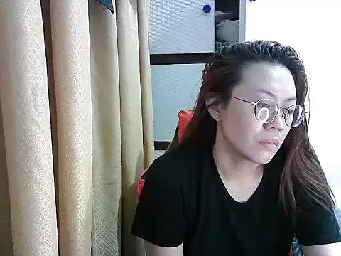 Freechat crizzybel on StripChat