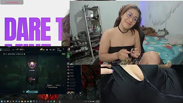 dakota021 — show tits in public