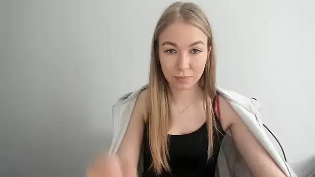 Dana_flowers on StripChat 
