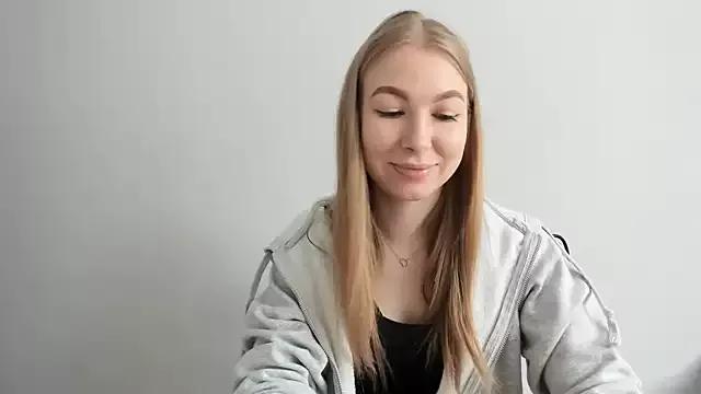 Dana_flowers on StripChat 