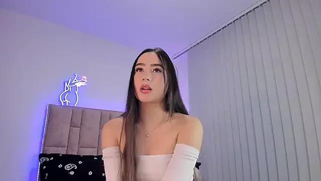 DannaTeen on StripChat 