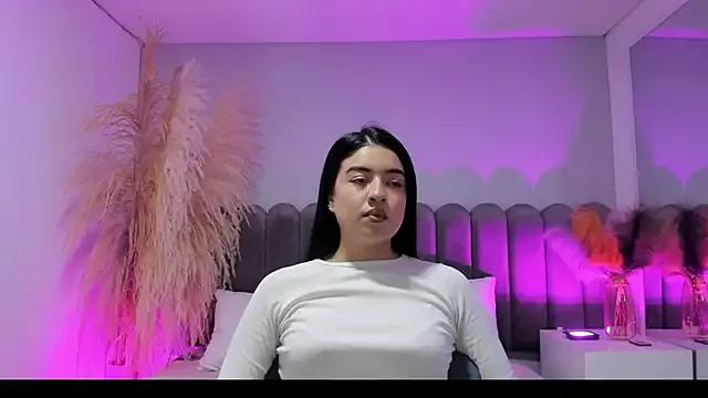 Dayanna_Rose on StripChat 