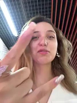 DollyTall on StripChat 